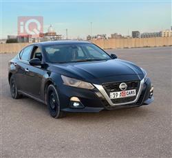 نيسان ألتيما